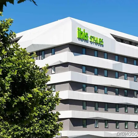 Ibis Styles Avenue Du Rhin 3* Straßburg